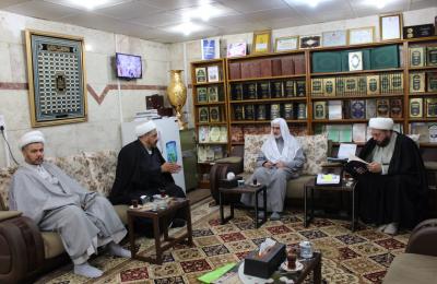 وفد شُعبة إحياء التراث في العتبة العلوية المقدسة يزور مركز تراث كربلاء التابع إلى العتبة العباسية المقدسة