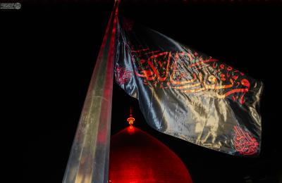 العتبة العلوية المقدسة ترفعُ راية الحزن والحِداد إيذانًا ببدء مراسم إحياء ذكرى شهادة المولى أمير المؤمنين (عليه السلام)
