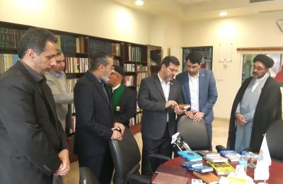 وفد العتبة العلوية المقدسة إلى الجمهورية الإسلامية الإيرانية يزور العتبة الرضوية ويلتقي بعدد من المسؤولين فيها وفد العتبة العلوية المقدسة إلى الجمهورية الإسلامية الإيرانية يزور العتبة الرضوية ويلتقي بعدد من المسؤولين فيها