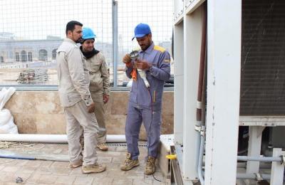الكوادر الهندسية تعلن عن وضع اللمسات الأخيرة لمشروع نقل منظومة التبريد الخاصة بالحرم المطهر الكوادر الهندسية تعلن عن وضع اللمسات الأخيرة لمشروع نقل منظومة التبريد الخاصة بالحرم المطهر